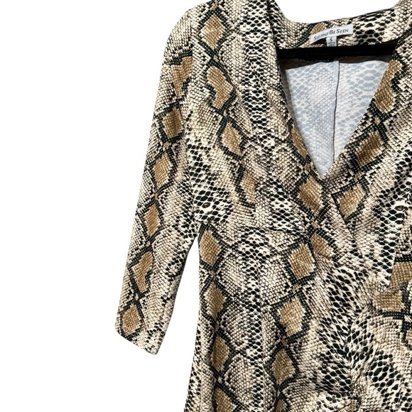 SEE AND BE SEEN Ruched Snake Reptile Print Surplice Neckline Bodycon Dress - Picture 3 of 8